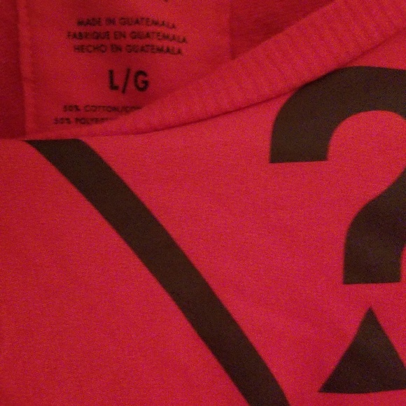 Guess Sweater - Picture 2 of 2